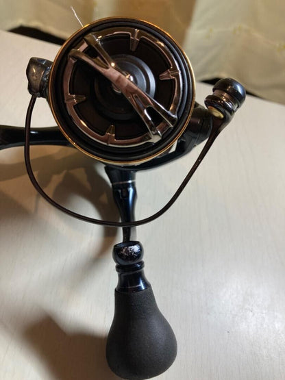 Shimano 21 TWIN POWER XD C3000HG Spinning Reel Gear Ratio 6.0:1 F/S from Japan