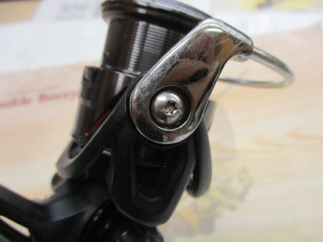 Daiwa 18 TATULA LT 2500S Spinning Reel 185g Gear Ratio 5.3:1 F/S from Japan