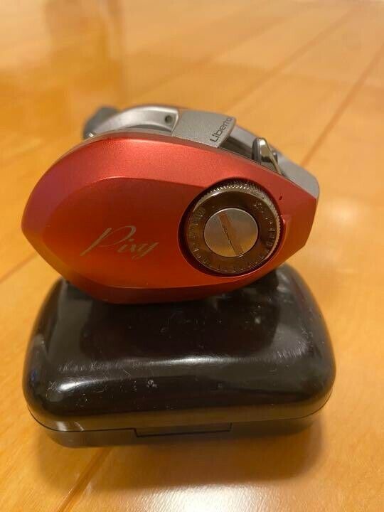 Daiwa LIBERTO PIXY AIRY Red RH Baitcast Reel Gear Ratio 5.8:1 F/S from Japan