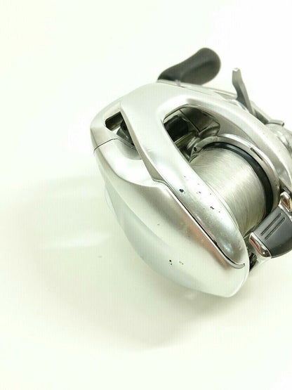 Shimano 16 Metanium HG Baitcasting Reel Right Handle Gear 7.4:1 F/S from Japan