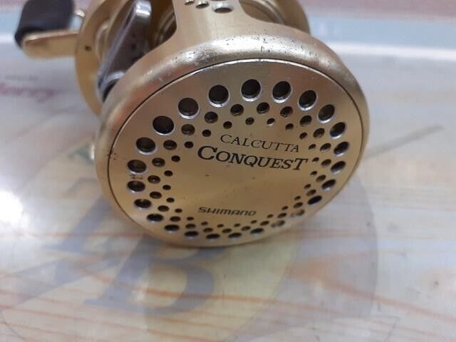 Shimano 00 CALCUTTA CONQUEST 200 Baitcast Reel R-H Gear Ratio 5.0:1 F/S from JP