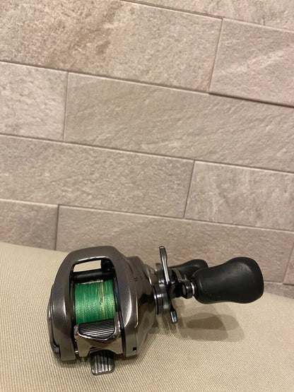 Shimano BANTAM XG RIGHT Baitcasting Reel 225g Gear Ratio 8.1:1 F/S from Japan