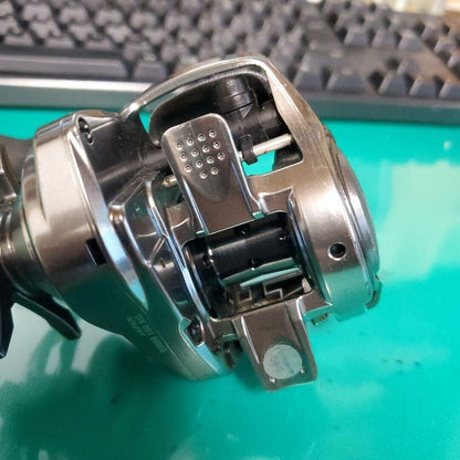 Shimano 18 Bantam MGL XG Right Baitcasting Reel Gear Ratio 8.1:1 F/S from Japan