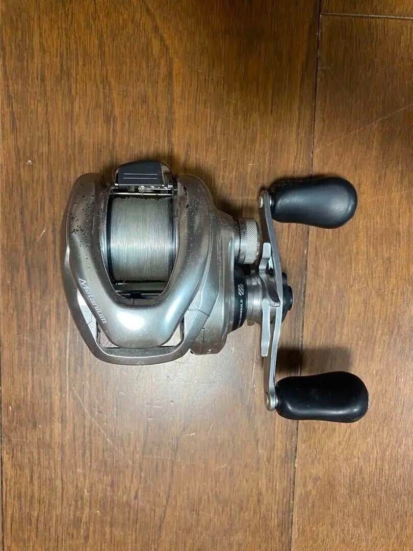 Shimano 16 METANIUM MGL HG Baitcast Reel Gear 7.4:1 Left Hand F/S from Japan