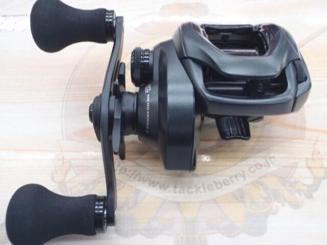 Shimano EXSENCE DC SS HG 7.4:1 Right Handle Baitcasting Reel F/S from Japan