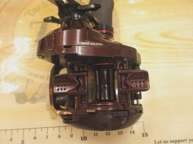 Shimano 14 SCORPION 201 HG Left Handle Baitcast Reel Gear 7.2:1 F/S from Japan