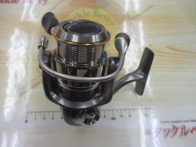 Daiwa Caldia KIX 2004 Spinning Reel 2005 Fishing from Japan