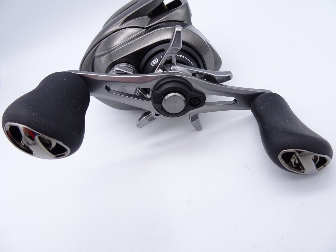 Shimano 20 METANIUM MGL HG R-H Baitcasting Reel Gear Ratio 7.1:1 F/S from Japan