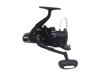 Daiwa 17 CROSSCAST 5500 Surf Casting Reel Gear 4.1:1 Free Shipping from Japan