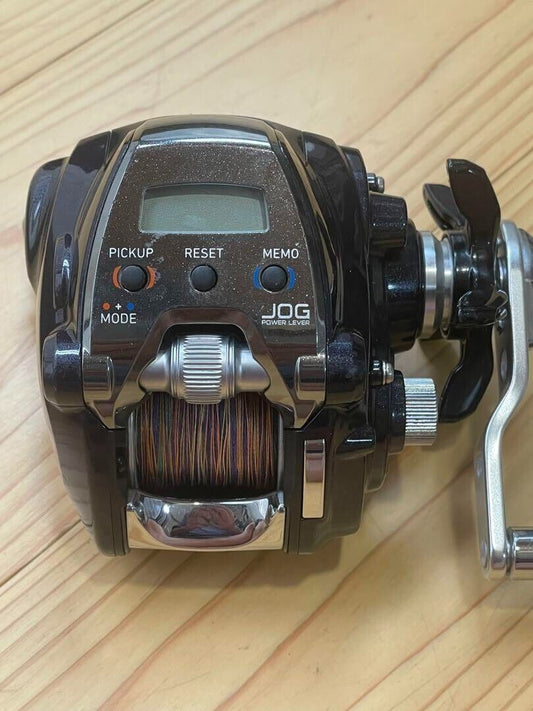 Daiwa LEOBRITZ 200J Electric Reel Right Handle 479g Gear Rate 5.3:1 F/S from JP