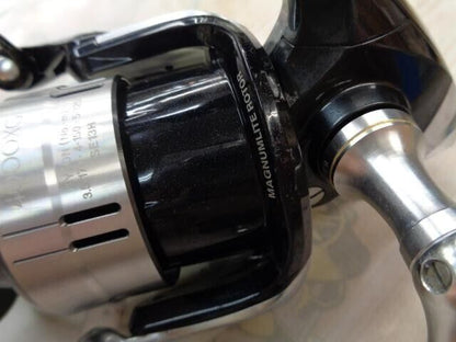 Shimano 12 VANQUISH 4000XG Spinning Reel Gear Ratio 6.2:1 245g F/S from Japan