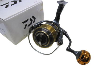 Daiwa 17 THEORY 4000 Spinning Reel Gear Ratio 4.9:1 Weight 335g F/S from Japan