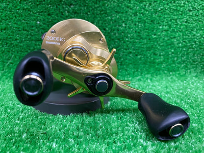 Shimano 21 CALCUTTA CONQUEST 200HG Right 6.5:1 Baitcasting Reel F/S from Japan