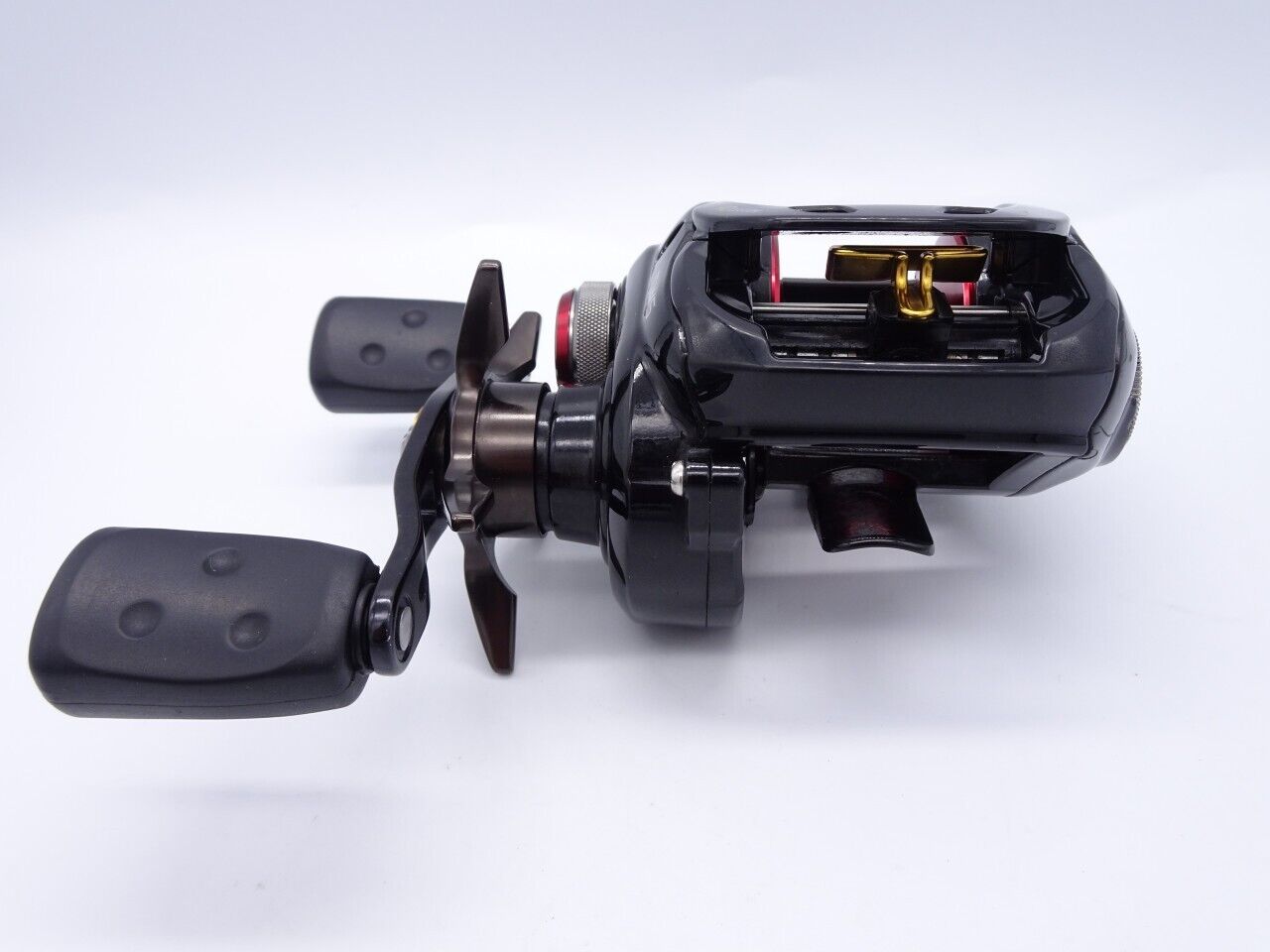 Daiwa TATULA HD 150SH-TW RH Baitcast Reel 230g Gear Ratio 7.3:1 F/S from Japan