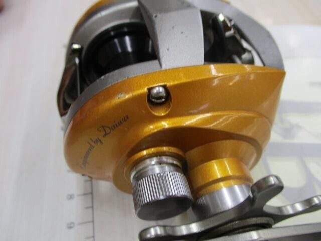 Daiwa Liberto Pixy Orange Amber R-H Baitcasting Reel Gear 5.8:1 F/S from Japan