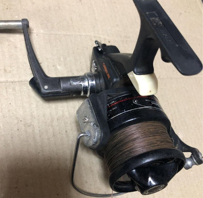 Daiwa Carboline Gs-3000 5.2:1 Vintage Spinning Reel Free Shipping from Japan