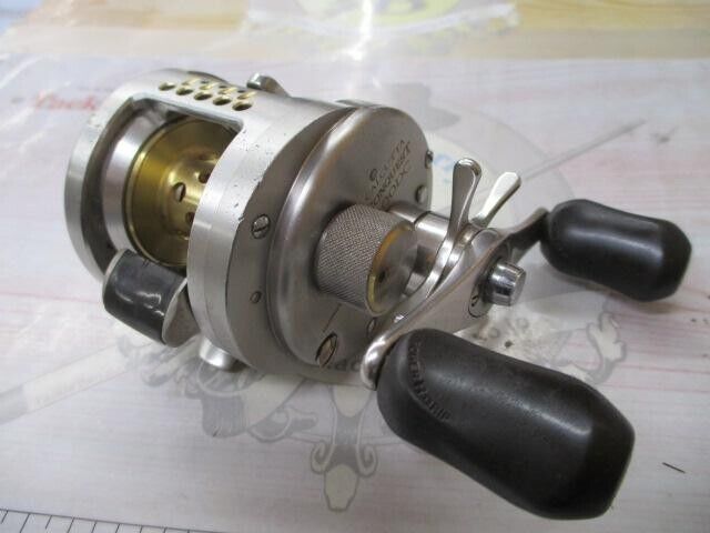 Shimano 03 CALCUTTA CONQUEST 200 DC Right Baitcast Reel Gear 5.8:1 F/S from JP