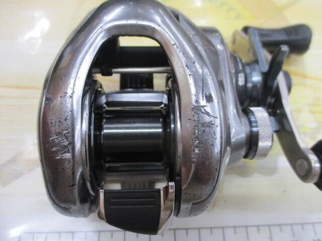 Shimano 15 METANIUM DC HG R-H Baitcast Reel 190g Gear Ratio 7.4:1 F/S from Japan