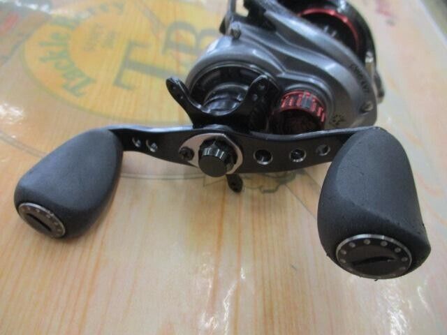 Abu Garcia REVO LV7-L Left Handed Baitcasting Reel Gear Ratio 7.1:1 F/S from JP