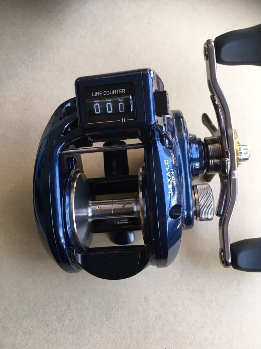 Daiwa LEXA-LC400H R-H Gear Ratio 6.3:1 Baitcasting Reel 471g F/S from Japan