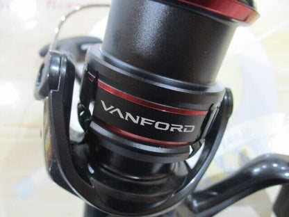 Shimano 20 VANFORD 3000MHG Spinning Reel 200g Gear Ratio 5.8:1 F/S from Japan