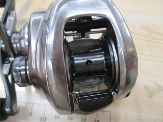 Shimano 18 Bantam MGL HG Left Handle Bait Reel Gear Ratio 7.1:1 F/S from Japan